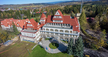 GERARD Heritage İspanyol kırmızı Heritage Spanish red, Poland, Zakopane hospital