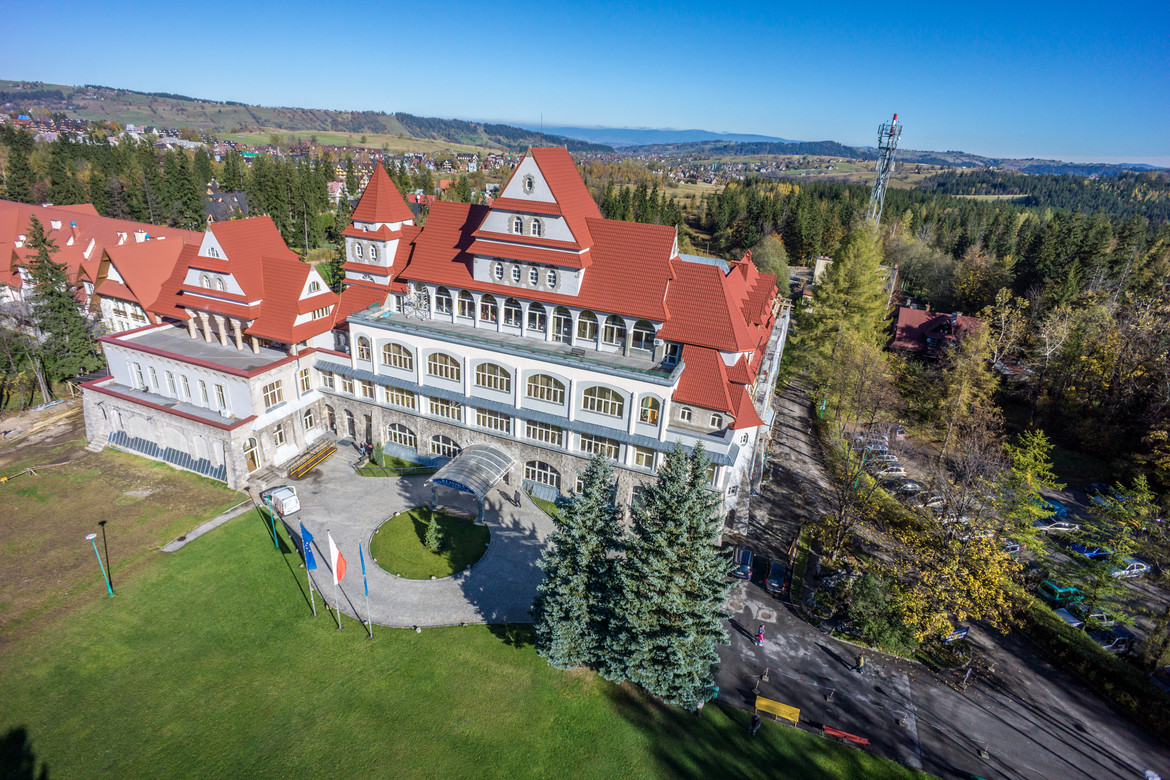 GERARD Heritage İspanyol kırmızı Heritage Spanish red, Poland, Zakopane hospital