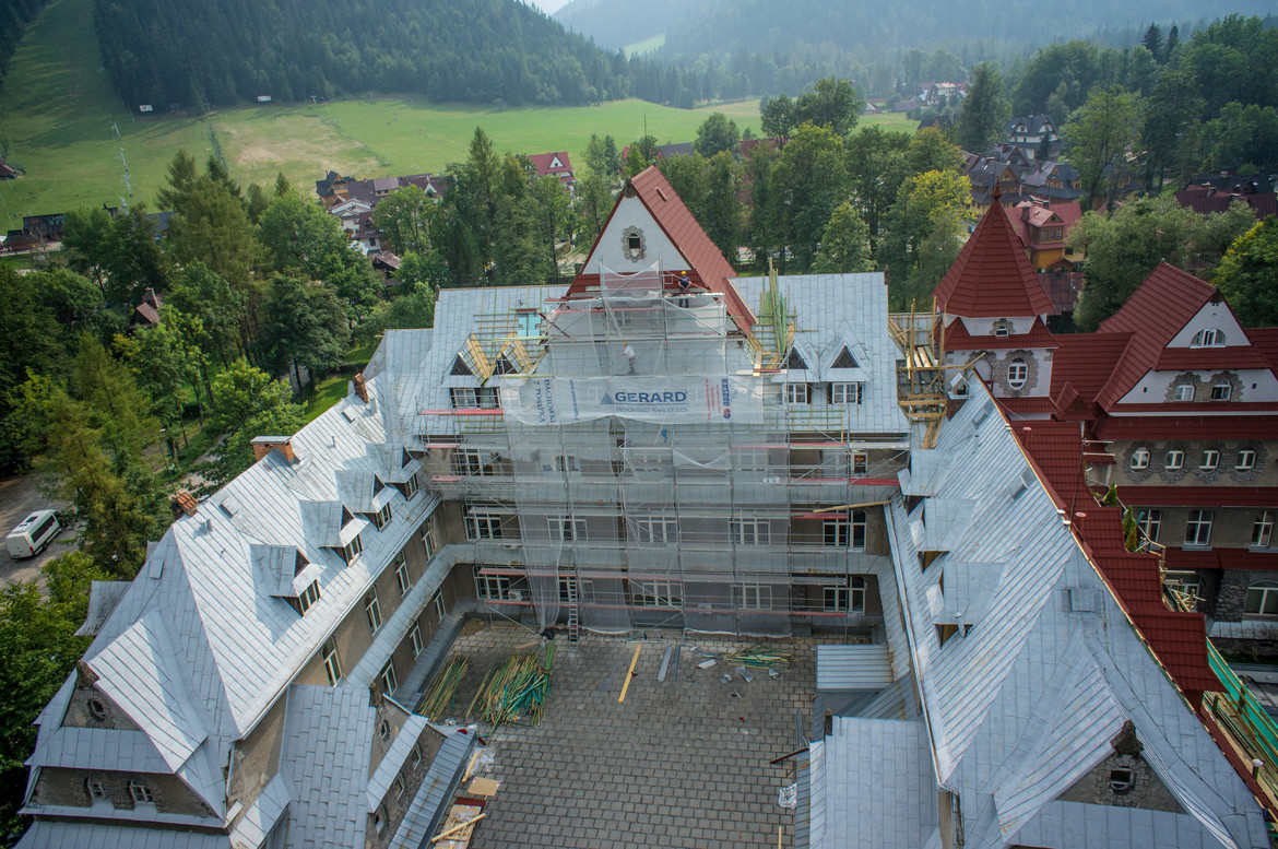 GERARD Heritage İspanyol kırmızı Heritage Spanish red, Poland, Zakopane hospital